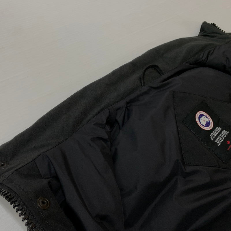 【中古品】【メンズ】 CANADAGOOSE カナダグース GARSON ZIP UP DOWN VEST 4151M ギャルソン ジップアップ ダウン ベスト アウター 141-260810-ss-01-tei サイズ：M カラー：ブラック 万代Net店