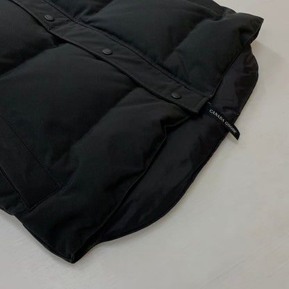 【中古品】【メンズ】 CANADAGOOSE カナダグース GARSON ZIP UP DOWN VEST 4151M ギャルソン ジップアップ ダウン ベスト アウター 141-260810-ss-01-tei サイズ：M カラー：ブラック 万代Net店