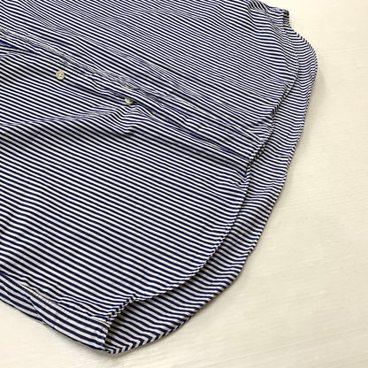 【中古品】【メンズ】 PLAY COMME DES GARCONS プレイコムデギャルソン STRIPE SHIRT WITH BLACK EMBLEM AZ-B008 ストライプシャツ ブラックエンブレム トップス 140-260810-ss-02-tei サイズ：L ※ボタン横破れ有 カラー：ストライプ 万代Net店