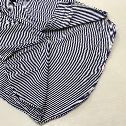 【中古品】【メンズ】 PLAY COMME DES GARCONS プレイコムデギャルソン STRIPE SHIRT WITH BLACK EMBLEM AZ-B008 ストライプシャツ ブラックエンブレム トップス 140-260810-ss-02-tei サイズ：L ※ボタン横破れ有 カラー：ストライプ 万代Net店