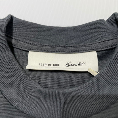 【中古品】【メンズ】 FOG ESSENTIALS エフオージーエッセンシャルズ MERCH TEE 8317-3-00043 マーチ Tシャツ 半袖 トップス 142-260806-yo-07-tei サイズ：S カラー：グレー 万代Net店