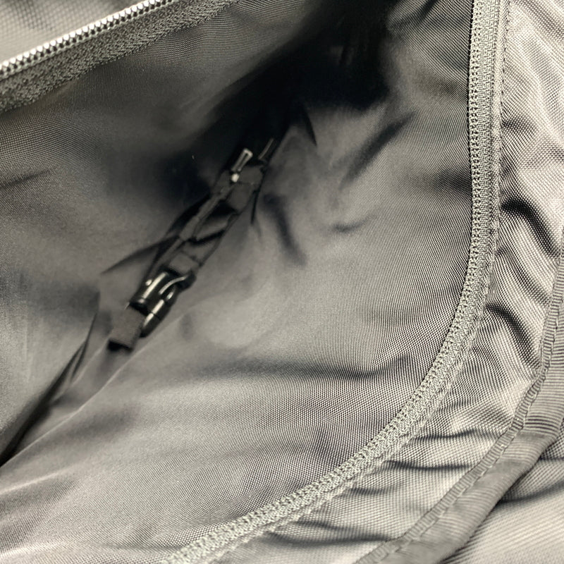 【中古品】【メンズ】 patagonia パタゴニア BLACK HOLE MICRO MLC 49260FA25 ブラックホール マイクロバックパック カバン バックパック 188-260808-ko-13-tei サイズ：ONE SIZE カラー：ブラック 万代Net店