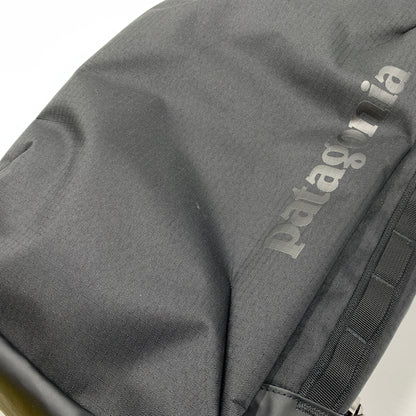 【中古品】【メンズ】 patagonia パタゴニア BLACK HOLE MICRO MLC 49260FA25 ブラックホール マイクロバックパック カバン バックパック 188-260808-ko-13-tei サイズ：ONE SIZE カラー：ブラック 万代Net店