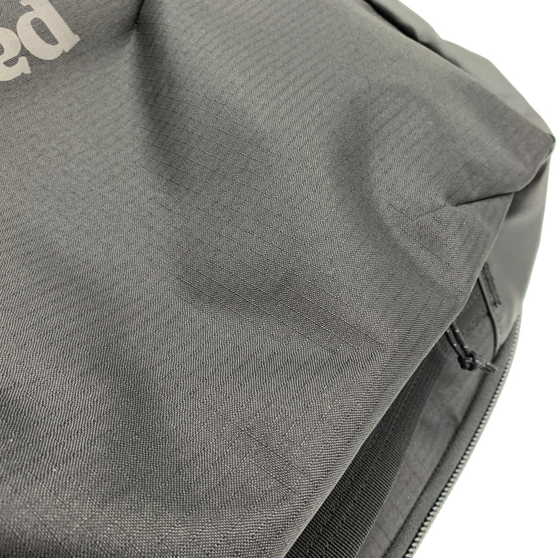 【中古品】【メンズ】 patagonia パタゴニア BLACK HOLE MICRO MLC 49260FA25 ブラックホール マイクロバックパック カバン バックパック 188-260808-ko-13-tei サイズ：ONE SIZE カラー：ブラック 万代Net店