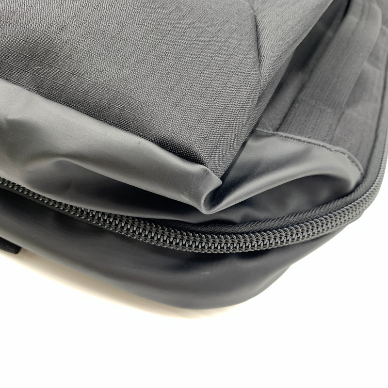 【中古品】【メンズ】 patagonia パタゴニア BLACK HOLE MICRO MLC 49260FA25 ブラックホール マイクロバックパック カバン バックパック 188-260808-ko-13-tei サイズ：ONE SIZE カラー：ブラック 万代Net店