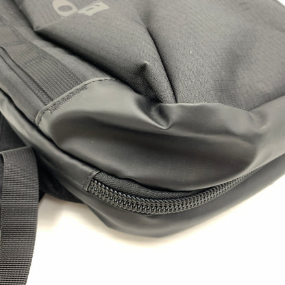【中古品】【メンズ】 patagonia パタゴニア BLACK HOLE MICRO MLC 49260FA25 ブラックホール マイクロバックパック カバン バックパック 188-260808-ko-13-tei サイズ：ONE SIZE カラー：ブラック 万代Net店