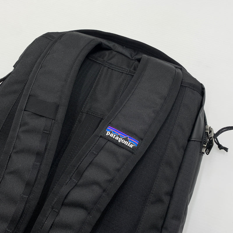 【中古品】【メンズ】 patagonia パタゴニア BLACK HOLE MICRO MLC 49260FA25 ブラックホール マイクロバックパック カバン バックパック 188-260808-ko-13-tei サイズ：ONE SIZE カラー：ブラック 万代Net店