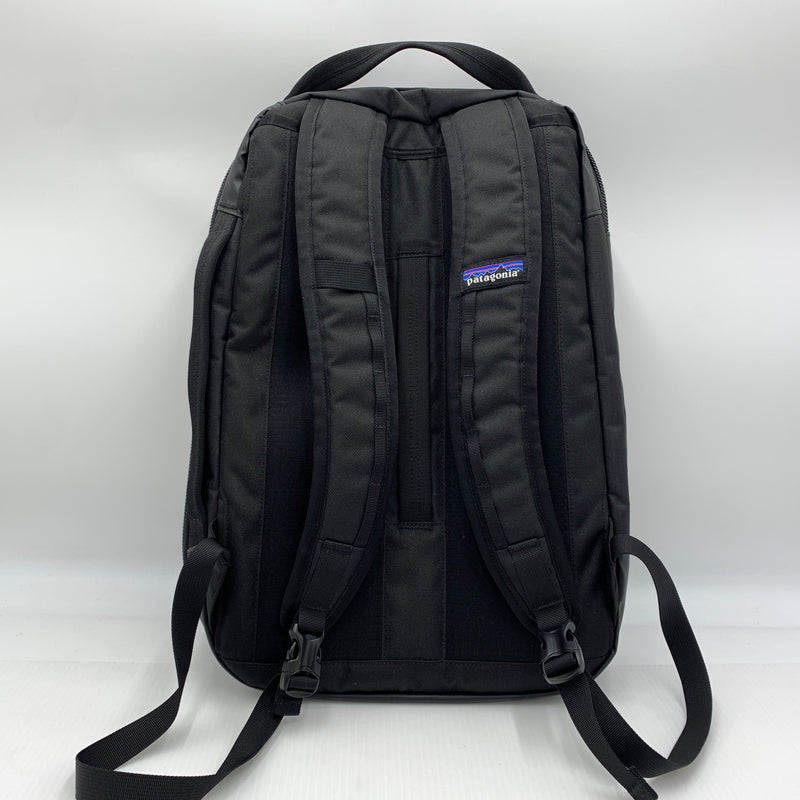 【中古品】【メンズ】 patagonia パタゴニア BLACK HOLE MICRO MLC 49260FA25 ブラックホール マイクロバックパック カバン バックパック 188-260808-ko-13-tei サイズ：ONE SIZE カラー：ブラック 万代Net店