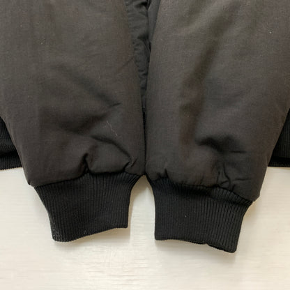 【中古品】【メンズ】 RENEGADE SPORTSWEAR レネゲード スポーツウェア DERBY JACKET ダービージャケット アウター 中綿ジャケット 145-260808-ko-07-tei サイズ：XL カラー：ブラック 万代Net店