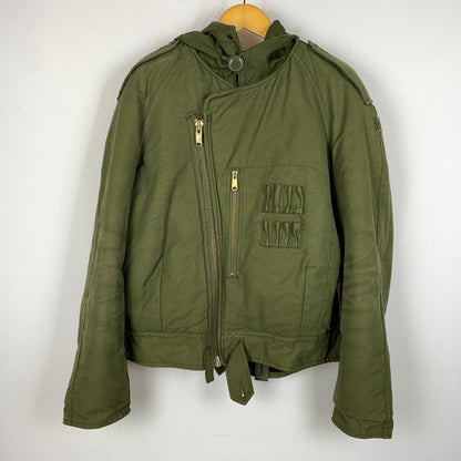 【中古品】【メンズ】 CANADIAN ARMY カナディアン アーミー COMBAT VEHICLE CREWMAN JACKET 8415-21-851-4901 コンバット ビークル クルーマン ジャケット アウター ミリタリー 145-260808-ko-06-tei サイズ：7046 カラー：カーキ 万代Net店
