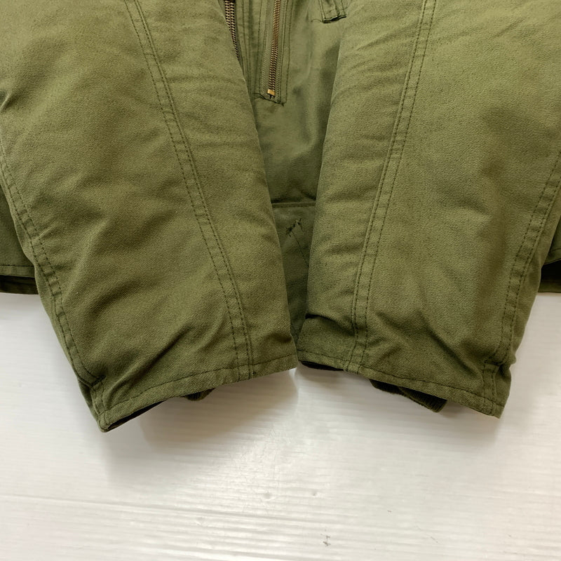 【中古品】【メンズ】 CANADIAN ARMY カナディアン アーミー COMBAT VEHICLE CREWMAN JACKET 8415-21-851-4901 コンバット ビークル クルーマン ジャケット アウター ミリタリー 145-260808-ko-06-tei サイズ：7046 カラー：カーキ 万代Net店