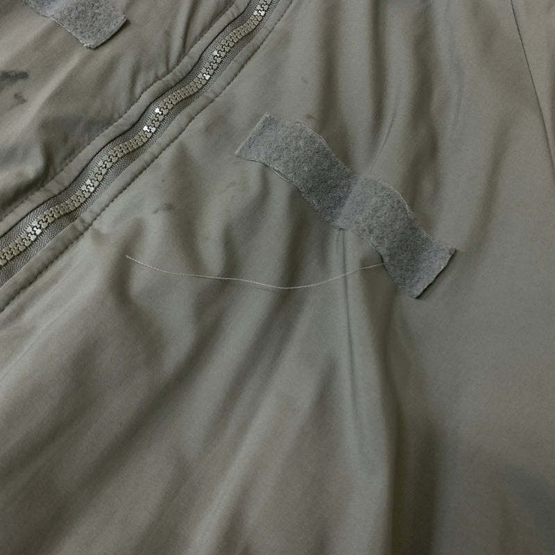 【現状渡し品】【メンズ】 ECWCS エクワックス GEN3 LEVEL7 JACKET 8415-01-538-6289 ジェン3 レベル7 ジャケット アウター ミリタリー 145-260808-ko-05-tei サイズ：MR カラー：グレージュ系 万代Net店