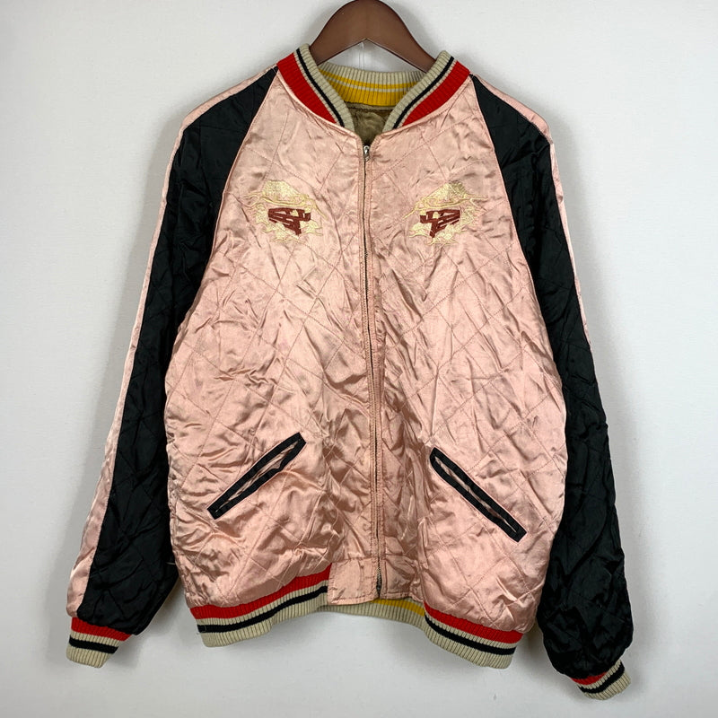 【現状渡し品】【メンズ】 ROOTS BANK CORPORATION ルーツバンクコーポレーション SOUVENIR JACKET OKINAWA スーベニアジャケット ライトアウター スカジャン 沖縄 145-260808-ko-03-tei サイズ：L カラー：ブラウン系×ピンク 万代Net店