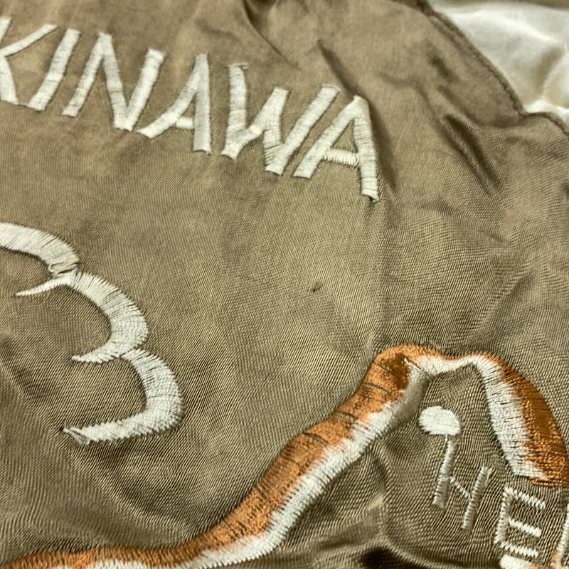 【現状渡し品】【メンズ】 ROOTS BANK CORPORATION ルーツバンクコーポレーション SOUVENIR JACKET OKINAWA スーベニアジャケット ライトアウター スカジャン 沖縄 145-260808-ko-03-tei サイズ：L カラー：ブラウン系×ピンク 万代Net店