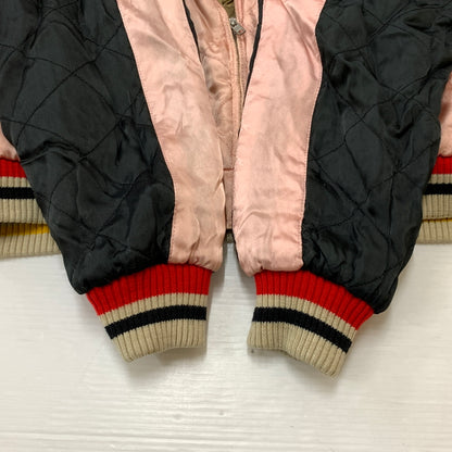 【現状渡し品】【メンズ】 ROOTS BANK CORPORATION ルーツバンクコーポレーション SOUVENIR JACKET OKINAWA スーベニアジャケット ライトアウター スカジャン 沖縄 145-260808-ko-03-tei サイズ：L カラー：ブラウン系×ピンク 万代Net店