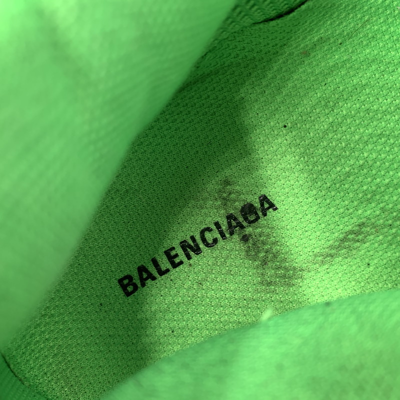 【中古品】【メンズ】 BALENCIAGA バレンシアガ TRIPLE S SNEAKERS 541624 トリプル エス スニーカー 靴 シューズ ビッグスニーカー 183-260812-ko-05-tei サイズ：42 カラー：グリーン 万代Net店