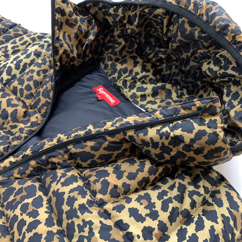 【現状渡し品】【メンズ】 Supreme シュプリーム 21FW MICRO DOWN HALF ZIP HOODED PULLOVER マイクロダウン ハーフジップ フーディ プルオーパー アウター ダウンジャケット 149-260808-ko-01-tei サイズ：L カラー：柄 万代Net店