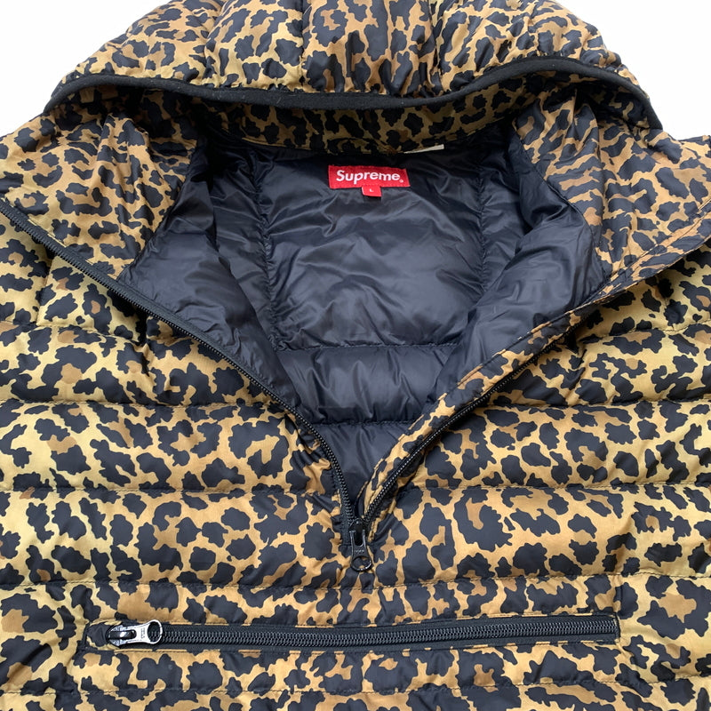【現状渡し品】【メンズ】 Supreme シュプリーム 21FW MICRO DOWN HALF ZIP HOODED PULLOVER マイクロダウン ハーフジップ フーディ プルオーパー アウター ダウンジャケット 149-260808-ko-01-tei サイズ：L カラー：柄 万代Net店