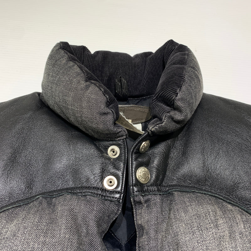 【中古品】【メンズ】 HYSTERIC GLAMOUR ヒステリックグラマー × ROCKY MOUNTAIN ロッキーマウンテン 別注 コラボ STUDS DENIM DOWN VEST 0263AV01 スタッズ デニムダウンベスト ライトアウター 140-260809-ko-16-tei サイズ：M カラー：グレー 万代Net店