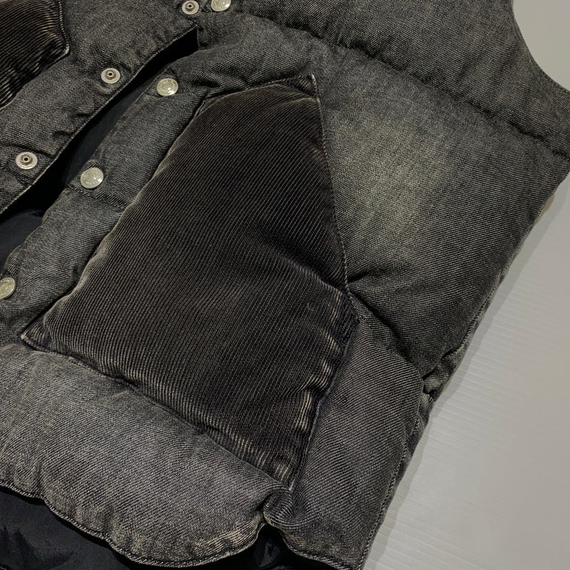 【中古品】【メンズ】 HYSTERIC GLAMOUR ヒステリックグラマー × ROCKY MOUNTAIN ロッキーマウンテン 別注 コラボ STUDS DENIM DOWN VEST 0263AV01 スタッズ デニムダウンベスト ライトアウター 140-260809-ko-16-tei サイズ：M カラー：グレー 万代Net店