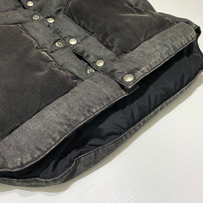 【中古品】【メンズ】 HYSTERIC GLAMOUR ヒステリックグラマー × ROCKY MOUNTAIN ロッキーマウンテン 別注 コラボ STUDS DENIM DOWN VEST 0263AV01 スタッズ デニムダウンベスト ライトアウター 140-260809-ko-16-tei サイズ：M カラー：グレー 万代Net店