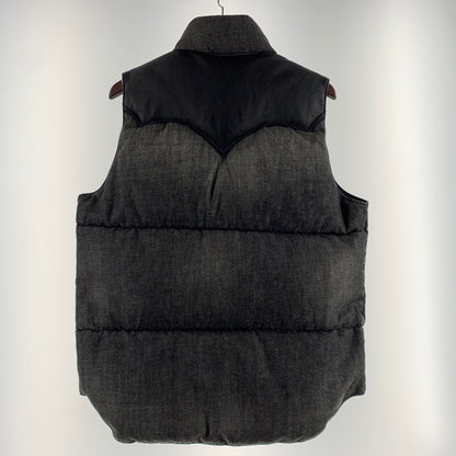 【中古品】【メンズ】 HYSTERIC GLAMOUR ヒステリックグラマー × ROCKY MOUNTAIN ロッキーマウンテン 別注 コラボ STUDS DENIM DOWN VEST 0263AV01 スタッズ デニムダウンベスト ライトアウター 140-260809-ko-16-tei サイズ：M カラー：グレー 万代Net店