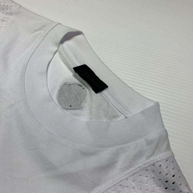 【中古品】【メンズ】 MONCLER モンクレール MESHDETAIL MAGLIA T-SHIRTS G20918C01164 8390Y メッシュディテール Tシャツ 半袖 トップス 141-260809-ko-17-tei サイズ：XS カラー：ホワイト 万代Net店