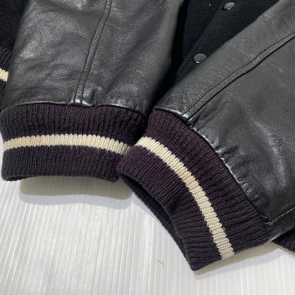 【現状渡し品】【メンズ】 STUSSY ステューシー 90’s BIG 4 STUDIUM JEACKET 90年代 ビッグ 4 スタジアム ジャケット アウター 142-260809-sa-07-tei サイズ：M カラー：ブラック 万代Net店