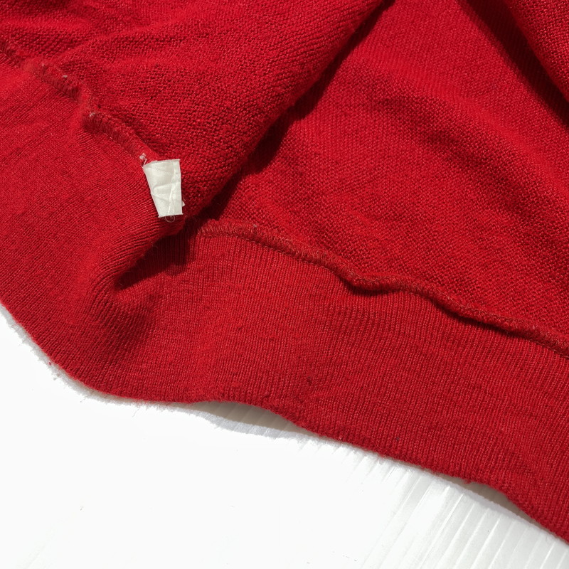 【中古品】【メンズ】 IZOD LACOSTE アイゾッド ラコステ 80's ACRYLIC KNIT BUTTON CARDIGAN VINTAGE 80年代 アクリル ニット ボタン カーディガン 長袖 トップス ヴィンテージ 145-260828-yo-04-teih サイズ：XL カラー：レッド 万代Net店