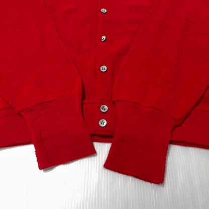 【中古品】【メンズ】 IZOD LACOSTE アイゾッド ラコステ 80's ACRYLIC KNIT BUTTON CARDIGAN VINTAGE 80年代 アクリル ニット ボタン カーディガン 長袖 トップス ヴィンテージ 145-260828-yo-04-teih サイズ：XL カラー：レッド 万代Net店