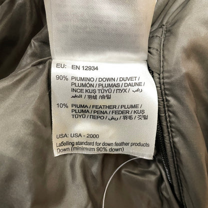 【中古品】【メンズ】 MONCLER モンクレール MONTGENEVRE DOWN JACKET 420914033805 54272 モンジュネーブル ダウンジャケット アウター 141-260817-ss-07-tei サイズ：2 カラー：カーキ 万代Net店