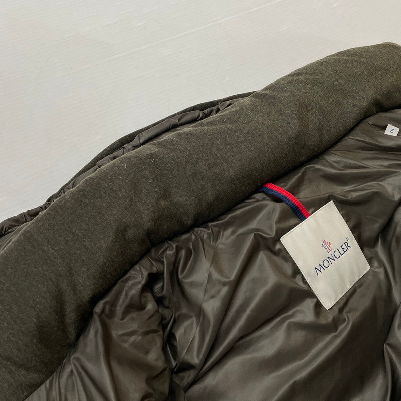 【中古品】【メンズ】 MONCLER モンクレール MONTGENEVRE DOWN JACKET 420914033805 54272 モンジュネーブル ダウンジャケット アウター 141-260817-ss-07-tei サイズ：2 カラー：カーキ 万代Net店
