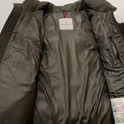 【中古品】【メンズ】 MONCLER モンクレール MONTGENEVRE DOWN JACKET 420914033805 54272 モンジュネーブル ダウンジャケット アウター 141-260817-ss-07-tei サイズ：2 カラー：カーキ 万代Net店