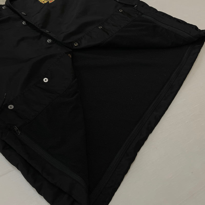 【中古品】【メンズ】 BLUCO ブルコ × DOGTOWN × ドッグタウン MOONEYES ムーンアイズ 別注コラボ COACH JACKET 158-31-063 コーチジャケット アウター ウィンドブレーカー 145-260817-ss-09-tei サイズ：L カラー：ブラック 万代Net店