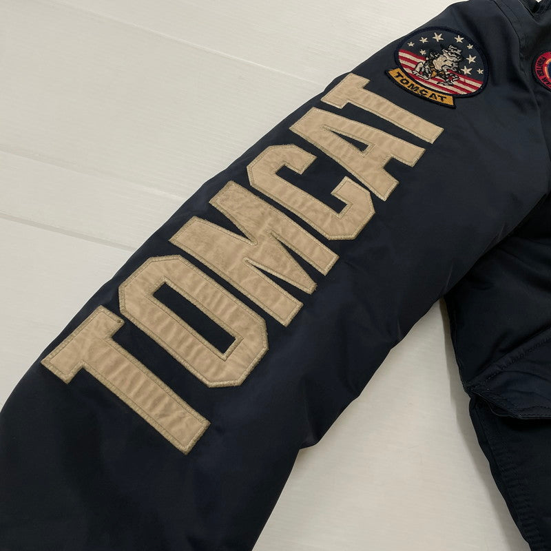 【現状渡し品】【メンズ】 AVIREX アヴィレックス CUSTOM CWU TOP GUN FLIGHT JACKET 6102176 カスタムトップガン フライトジャケット アウター ミリタリージャケット 145-260817-ss-08-tei サイズ：M/※使用感あり カラー：ネイビー 万代Net店