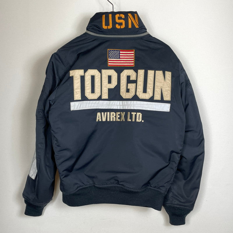 【現状渡し品】【メンズ】 AVIREX アヴィレックス CUSTOM CWU TOP GUN FLIGHT JACKET 6102176 カスタムトップガン フライトジャケット アウター ミリタリージャケット 145-260817-ss-08-tei サイズ：M/※使用感あり カラー：ネイビー 万代Net店
