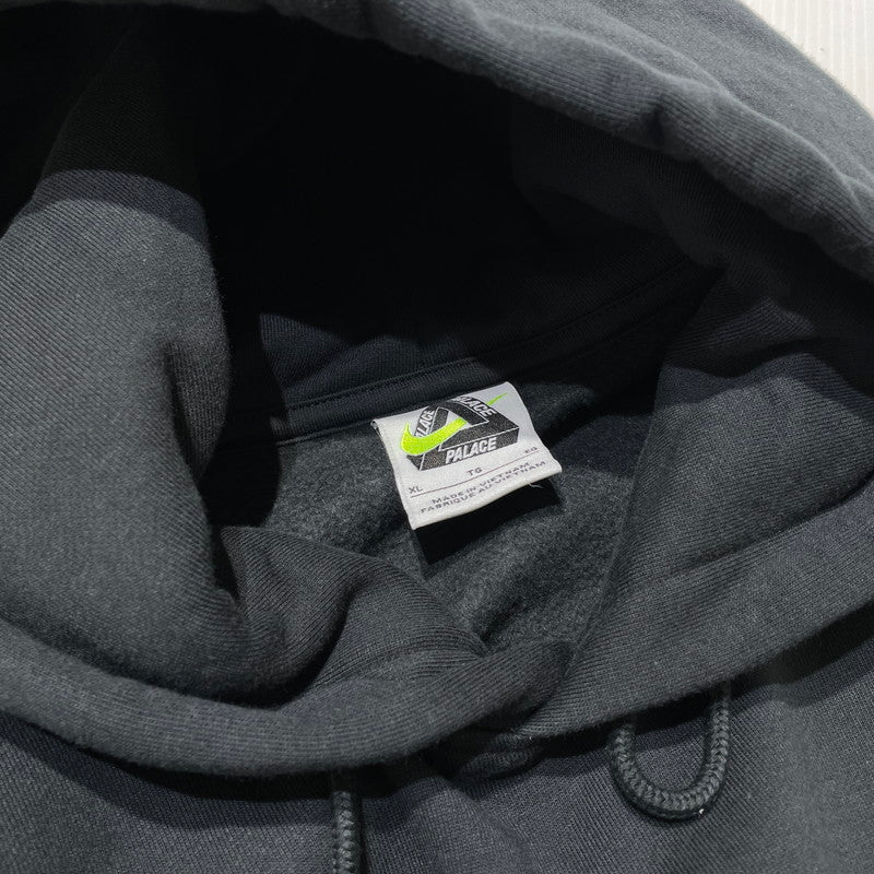 【中古品】【メンズ】 PALACE パレス × NIKE ナイキ 別注コラボ TRI SWOOSH HOOD BLACK P29CS131 トリ スウォッシュ フード 長袖 トップス パーカー 142-260811-yo-06-tei サイズ：XL カラー：ブラック 万代Net店