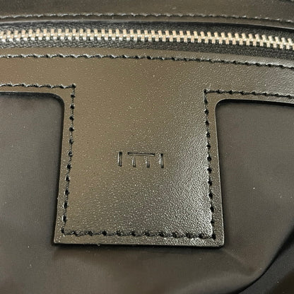【中古品】【メンズ】 ITTI イッチ ANNIE PUFFER MADISON BAG アニー パファー マディソン バッグ カバン 188-260811-sa-17-tei カラー：ブラック系 万代Net店