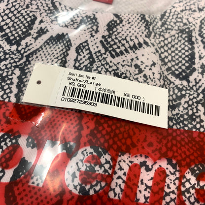 【中古品】【メンズ】 Supreme シュプリーム SMALL BOX S/S TEE SNAKE スモールボックス ショートスリーブ Tシャツ スネーク 半袖 トップス 149-260812-ko-16-tei サイズ：XL カラー：柄 万代Net店