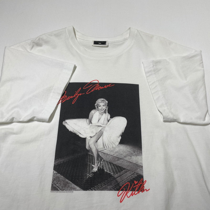 【現状渡し品】【メンズ】 KITH キース WOMEN FOR MARILYN MONROE SKIRT MULBERRY VINTAGE TEE ウーマン フォア マリリン モンローヴィンテージ Tシャツ 半袖 トップス 142-260812-sa-11-tei サイズ：M カラー：ホワイト 万代Net店
