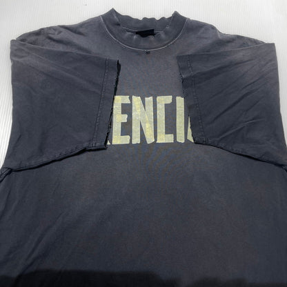 【中古品】【メンズ】 BALENCIAGA バレンシアガ 23SS TAPE TYPE MEDIUM FIT TEE 739784 2023春夏 テープ タイプ ミディアム フィット Tシャツ 半袖 トップス 141-260812-sa-12-tei サイズ：XS カラー：グレー 万代Net店