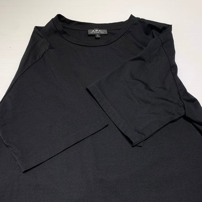 【中古品】【メンズ】 A.P.C. アーペーセー GRAPHIC LOGO S/S TEE 4114413 グラフィック ロゴ ショートスリーブ Tシャツ 半袖 トップス 141-260815-ko-02-teih サイズ：S カラー：ブラック 万代Net店