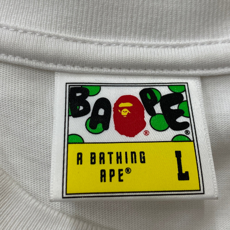 【中古品】【メンズ】 A BATHING APE ア ベイシング エイプ FLAME APE HEAD RELAXED FIT TEE 001TEK301320M フレイム エイプ ヘッド リラックスド フィット Tシャツ 半袖 トップス 142-260821-sa -08-tei サイズ：L カラー：ホワイト 万代Net店