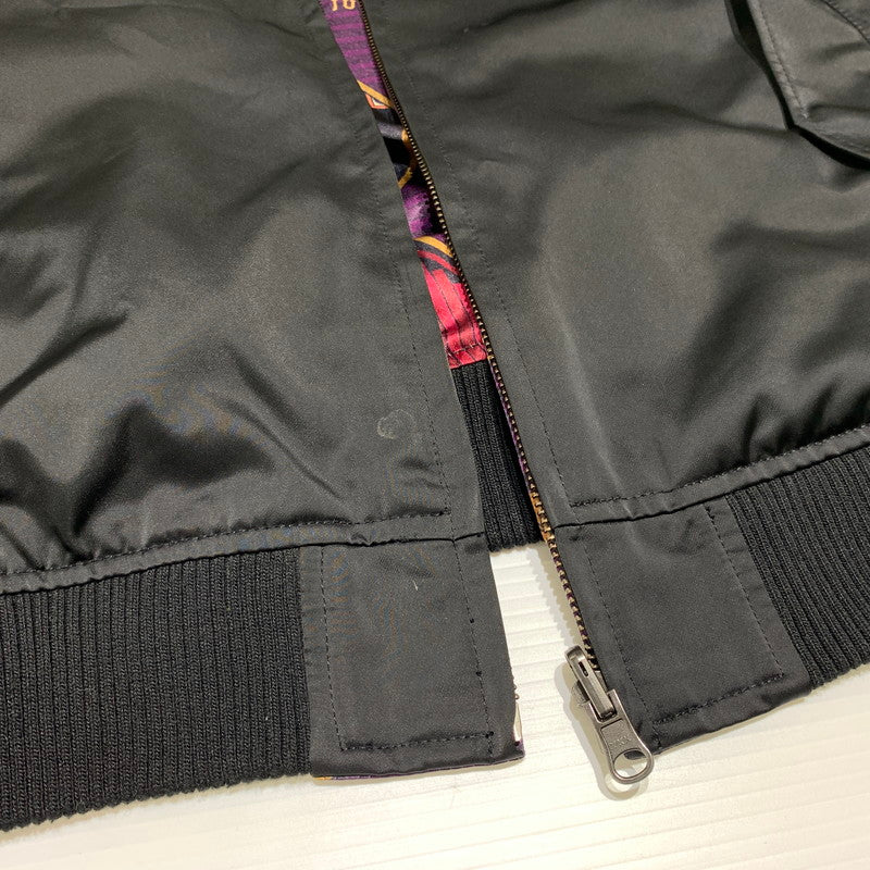 【中古品】【メンズ】 GLAMB グラム × ジョジョの奇妙な冒険 別注 コラボ KILLER QUEEN JACKET キラークイーンジャケット アウター リバーシブルジャケット 142-260815-ko-08-teih サイズ：M カラー：ブラック/柄 万代Net店