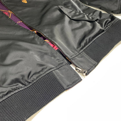 【中古品】【メンズ】 GLAMB グラム × ジョジョの奇妙な冒険 別注 コラボ KILLER QUEEN JACKET キラークイーンジャケット アウター リバーシブルジャケット 142-260815-ko-08-teih サイズ：M カラー：ブラック/柄 万代Net店