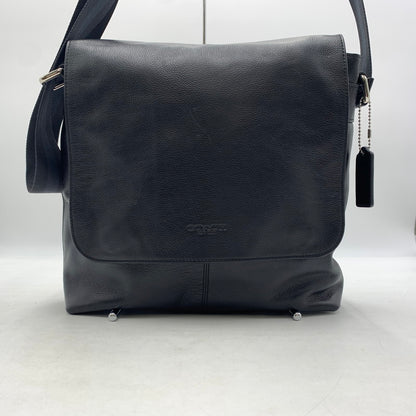 【中古品】【メンズ】 COACH コーチ CHARLES SMALL MESSENGER BAG LEATHER F72362 チャールズ スモール メッセンジャーバッグ レザー カバン 180-260822-ss-04-teih カラー：ブラック 万代Net店
