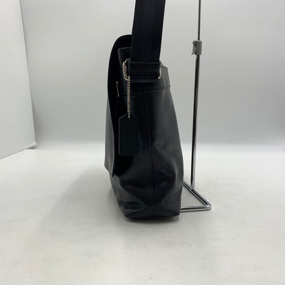 【中古品】【メンズ】 COACH コーチ CHARLES SMALL MESSENGER BAG LEATHER F72362 チャールズ スモール メッセンジャーバッグ レザー カバン 180-260822-ss-04-teih カラー：ブラック 万代Net店