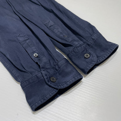 【現状渡し品】【メンズ】 PRADA プラダ TRIANGLE LOGO COTTON SHIRT UJL92A トライアングル ロゴ コットンシャツ 長袖 トップス 141-260818-ko-14-teih サイズ：M カラー：ネイビー 万代Net店