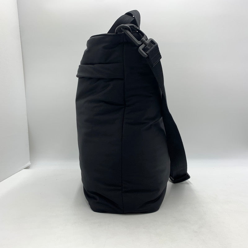 【中古品】【メンズ】 BURBERRY バーバリー ２WEY TOTE BAG SHIELD N/S NYLON 81025151 トートバッグ シールド N/S ナイロン カバン 180-260822-ss-07-teih カラー：ブラック 万代Net店