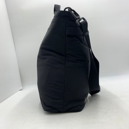 【中古品】【メンズ】 BURBERRY バーバリー ２WEY TOTE BAG SHIELD N/S NYLON 81025151 トートバッグ シールド N/S ナイロン カバン 180-260822-ss-07-teih カラー：ブラック 万代Net店